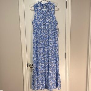 London Times Blue and White Leaf Print Maxi Dress